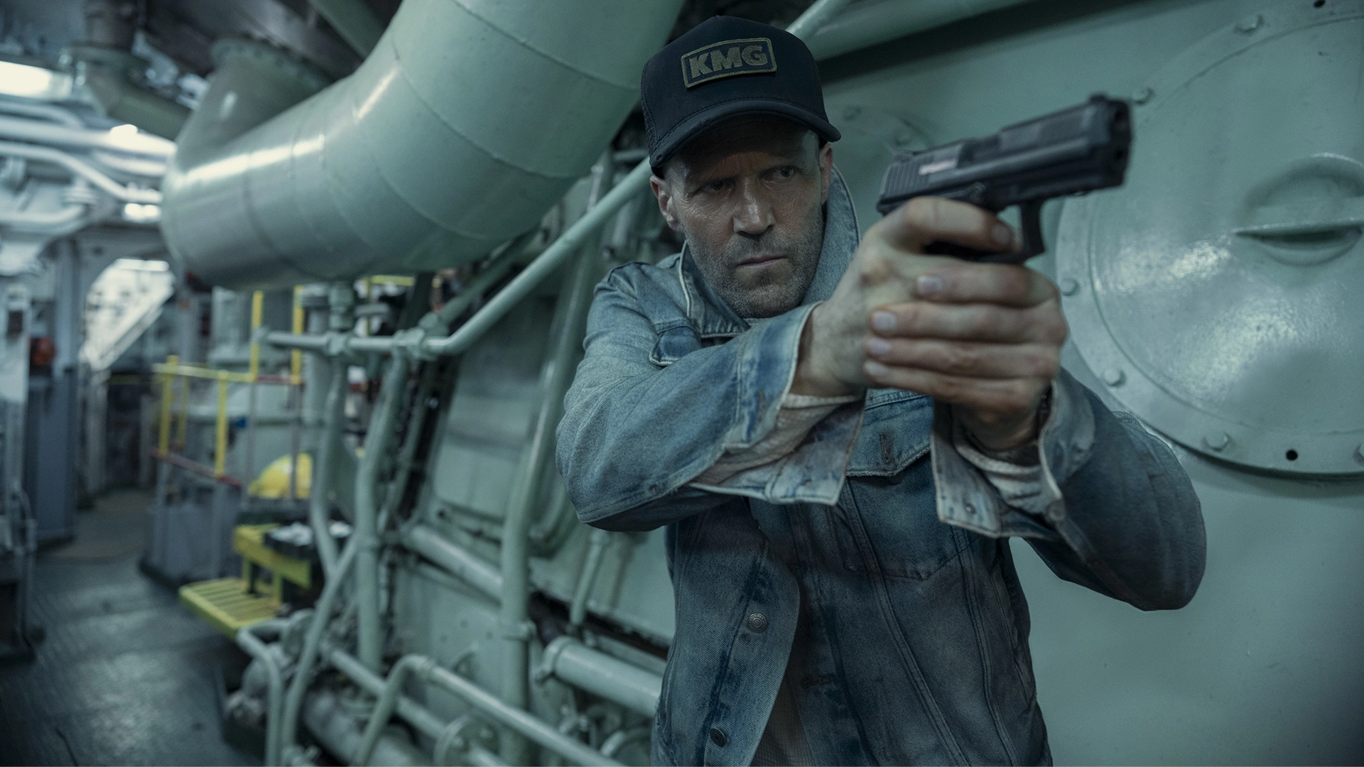 ‘Código: Vingança’, com Jason Statham, estreia nos cinemas em 10 de setembro; Paris Filmes divulga trailer